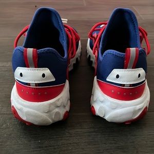 Size 11.5 - Nike React Presto USA 2020